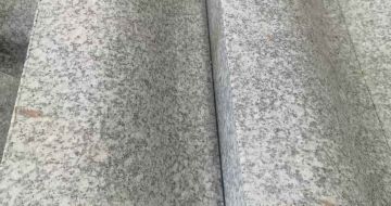 泉州芙蓉白S型拉丝面路沿石
