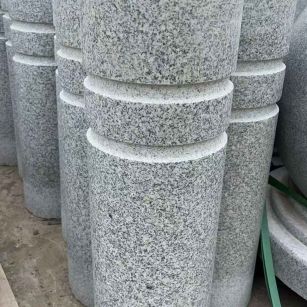 泉州 芝麻白花岗岩挡车柱、隔离柱多少钱