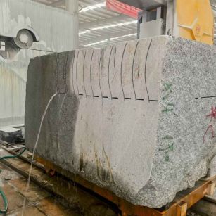 泉州 602，大花芙蓉白，绳锯加工弧形路沿石