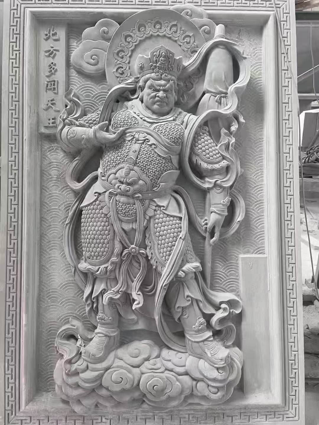 泉州 芝麻灰花岗岩人物雕刻——多闻天王